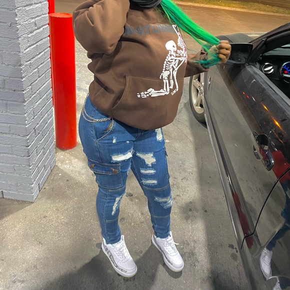 Meet your posher! - Picture 2 of 2